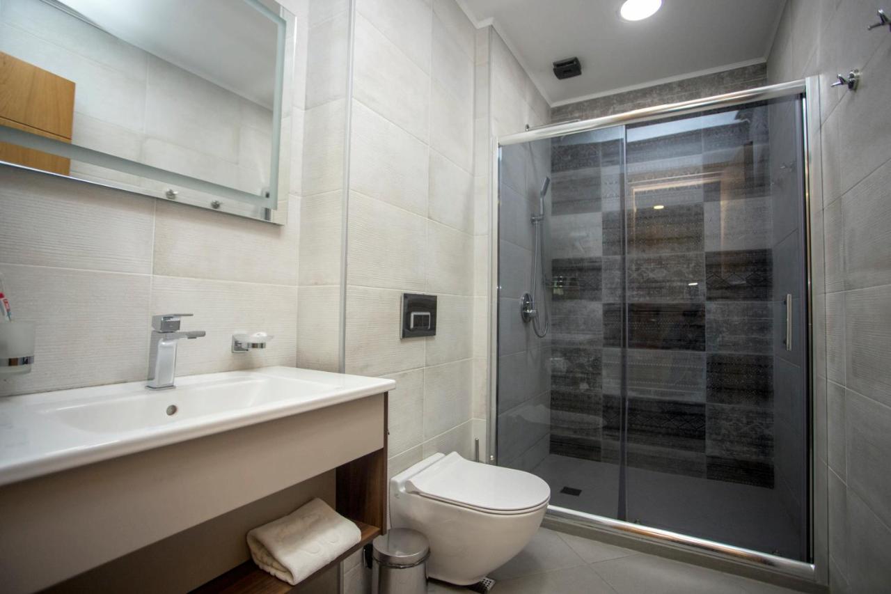 Hotel London Batumi Eksteriør bilde