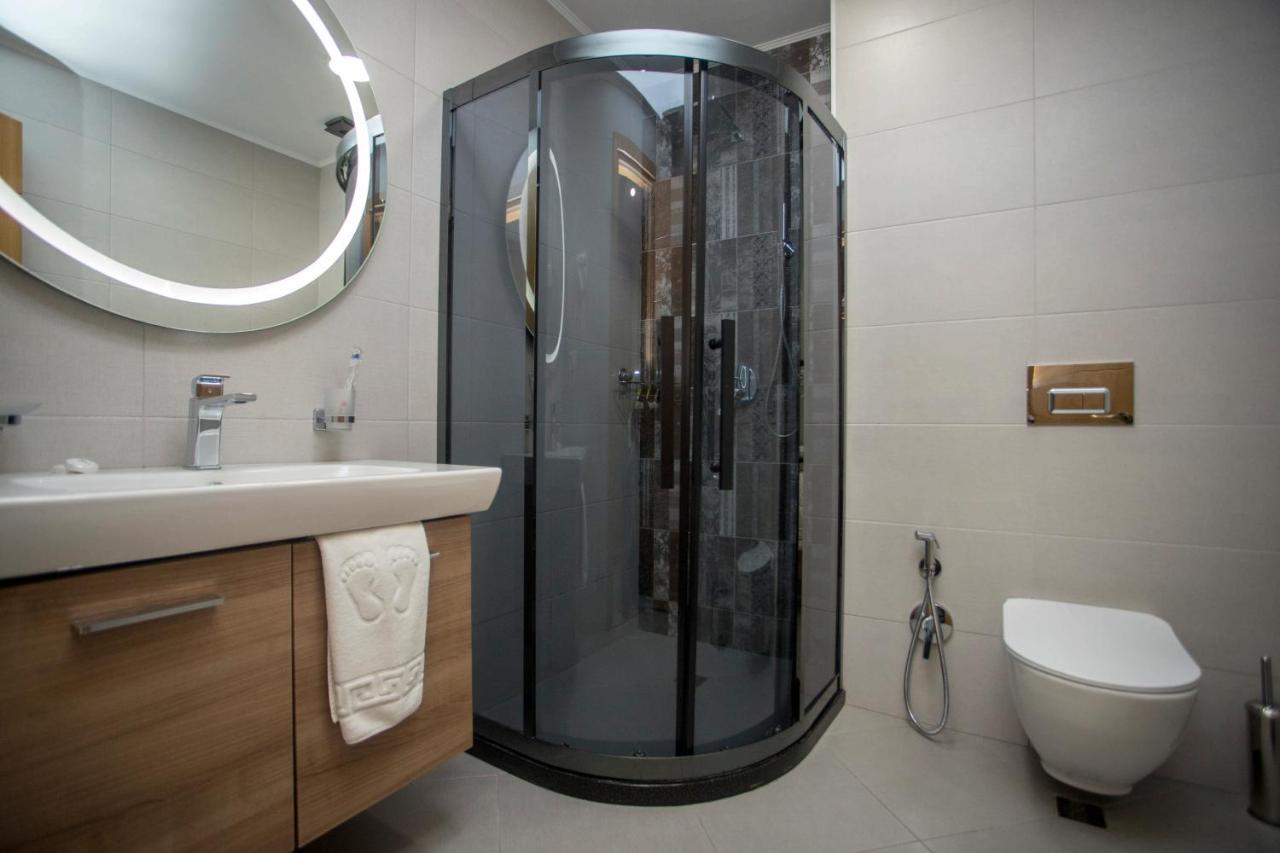 Hotel London Batumi Eksteriør bilde